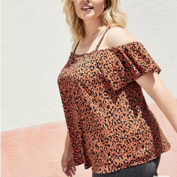 Torrid Cold Shoulder Blouse - Picture 6 of 7